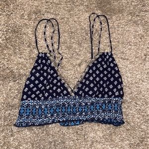 Urban Outfitters Blue crop/bra